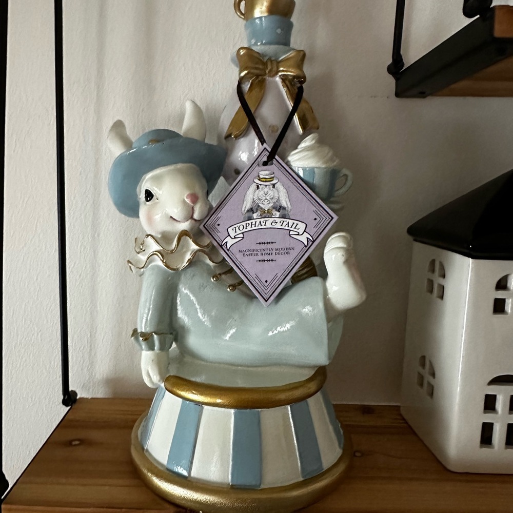 Tophat & Tail Mad Hatter Easter Bunny NEW - Picture 9 of 10